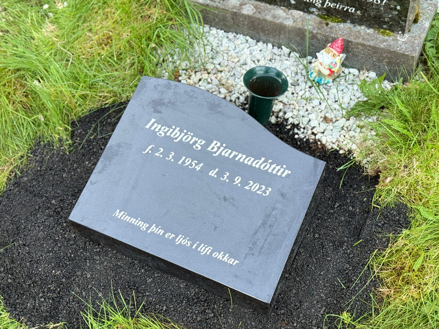 LEGSTEINN ''EYBERGUR'' með sléttum hliðum