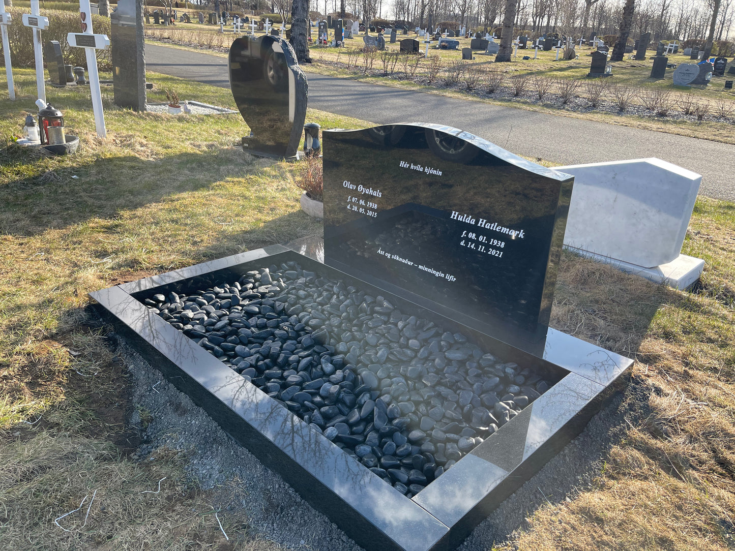 LEGSTEINN ''GEISLI'' með sléttum hliðum