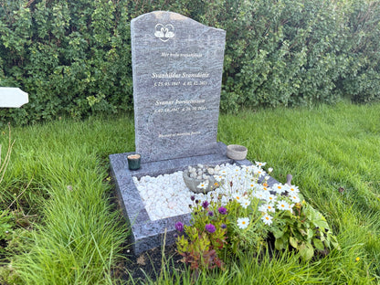 LEGSTEINN ''GULLBERG'' Blátt granít