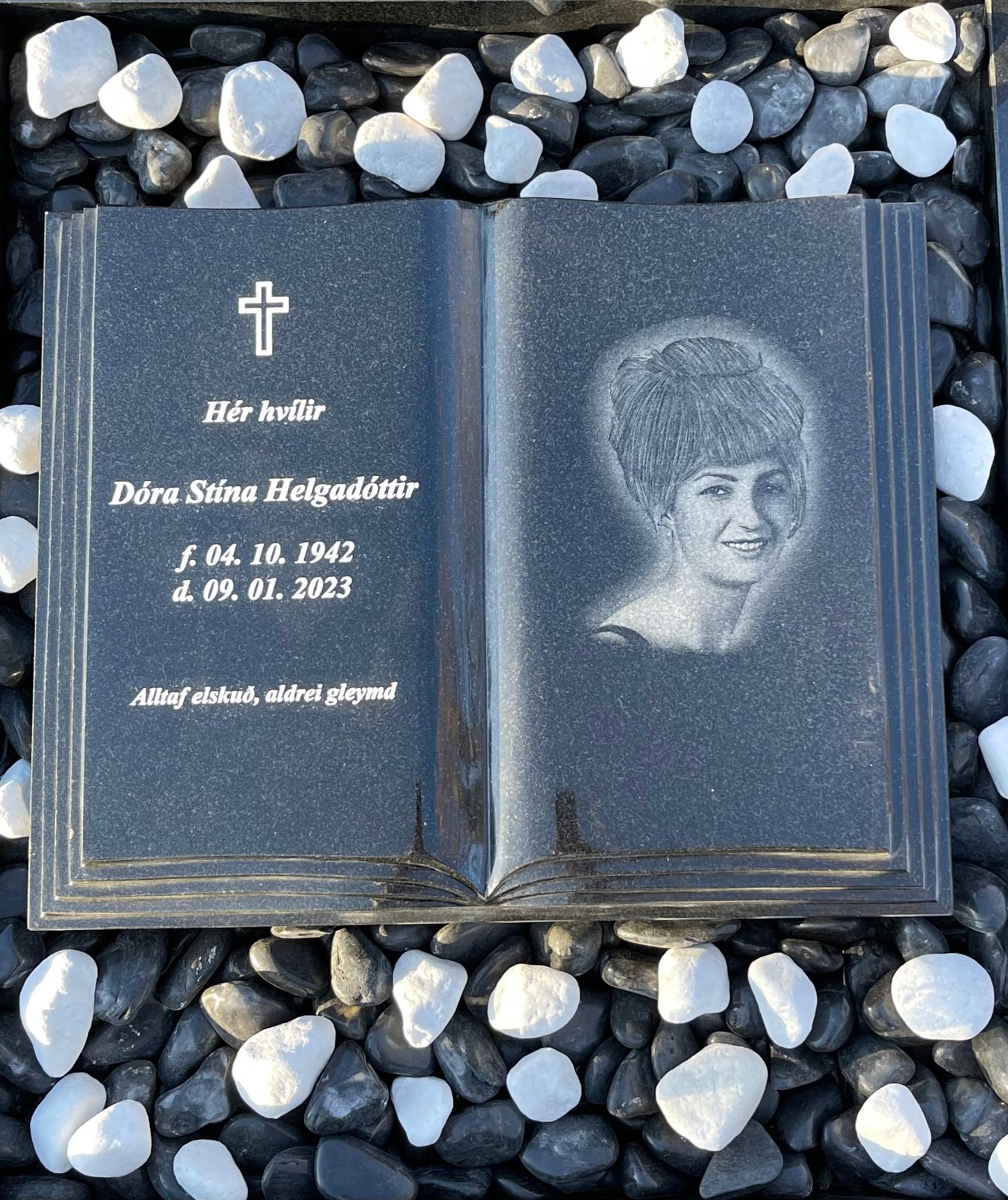 Myndir á Granít